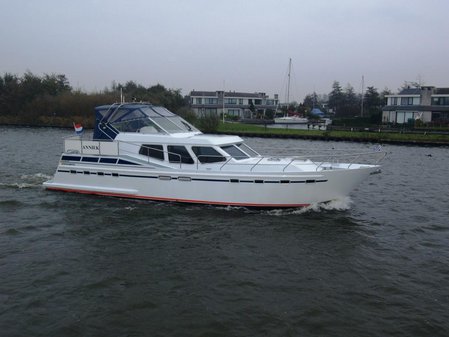 stoeten motoryachten lemmer niederlande